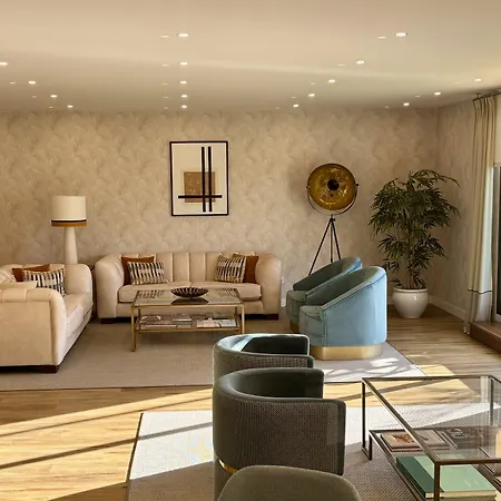 Ξενοδοχείο Derby 3*